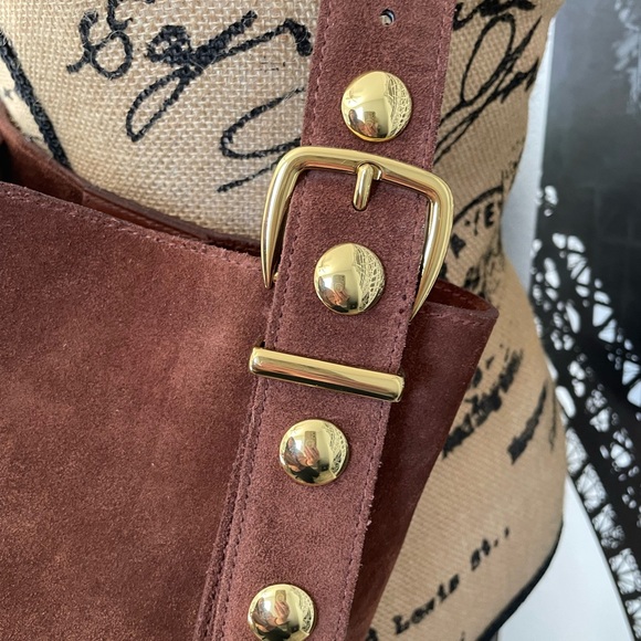 Madewell The Essential Bucket Tote - Soft Mahogany - Picture 11 of 12